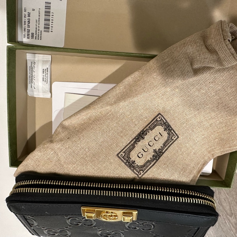 Pristine Gucci Wallet